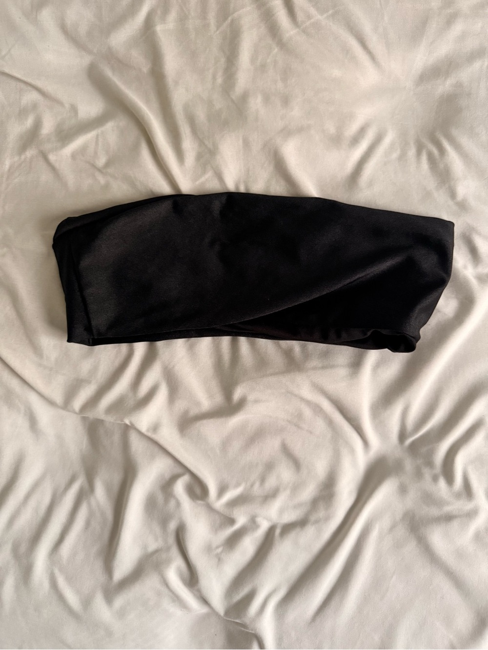 Fashion Nova Black Strapless Bandeau Bralette